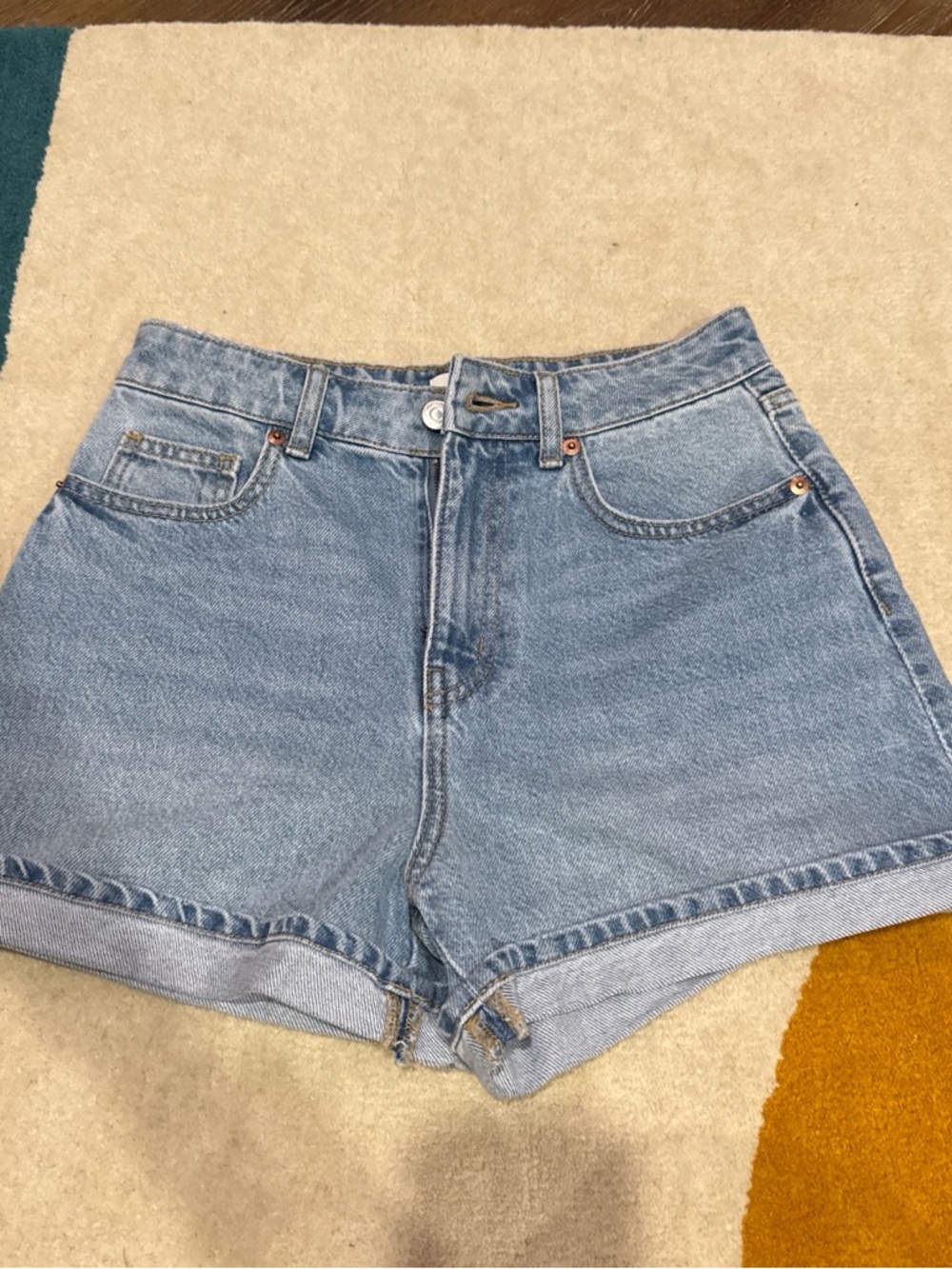 Classic High-Waist Light Blue Denim Shorts